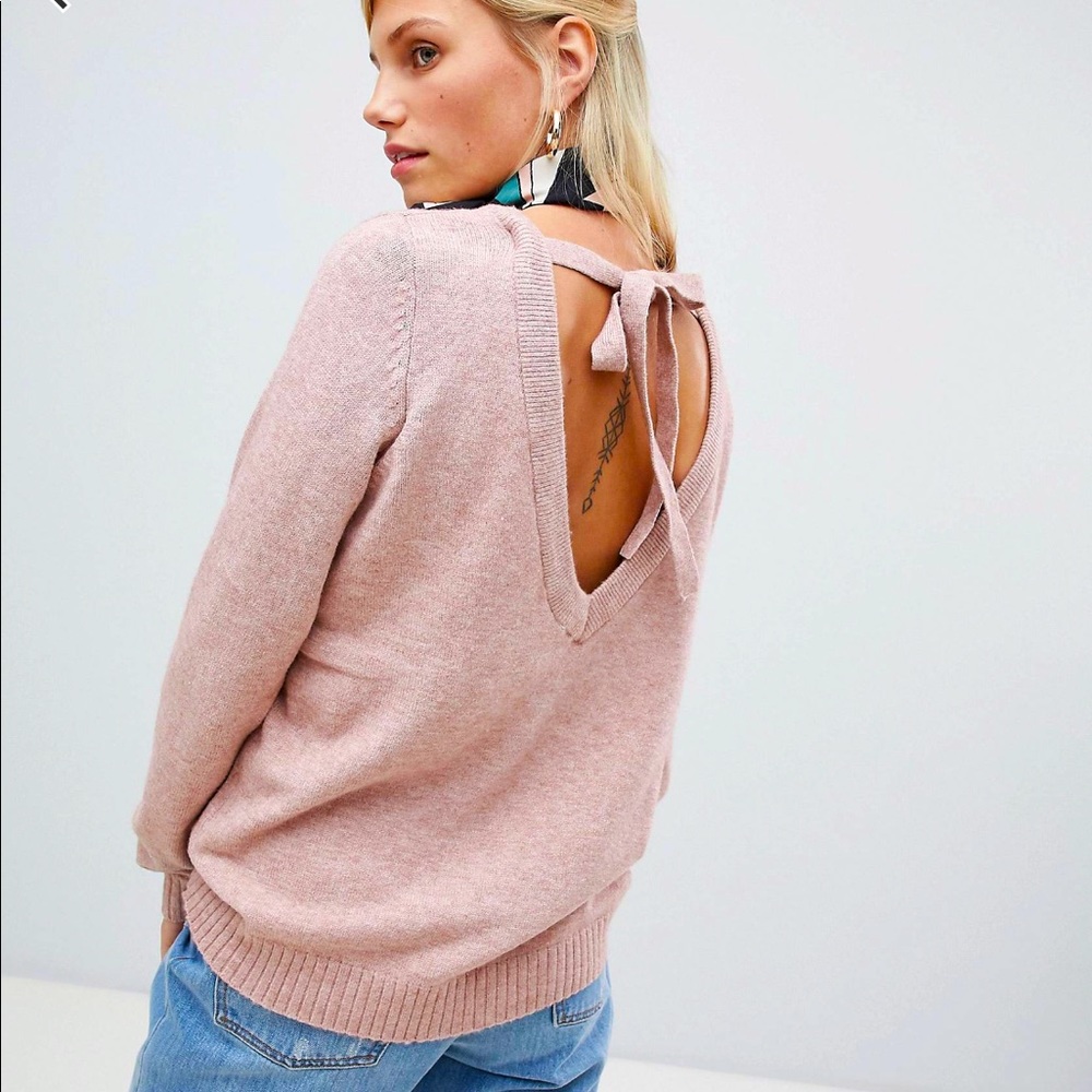 Vila soft knitted sweater with v back